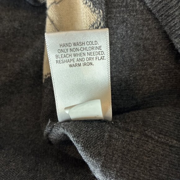 Banana Republic Womens Size M Cardigan Sweater Gray Beige Argyle Knit Button - Picture 8 of 8